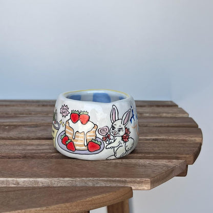 A bowl for yogurt and oats 1